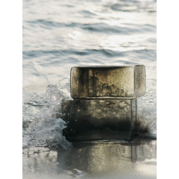 Ferm Living Oscil Skulptur Rauchgrau