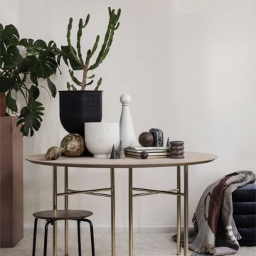 Ferm Living Blumentopf Hourglass Klein
