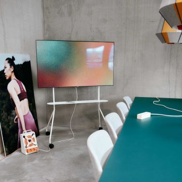 Pedestal Moon PRO Perle