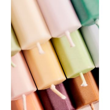 HAY Sechseck Kerzenset aus 4 Pastellfarben